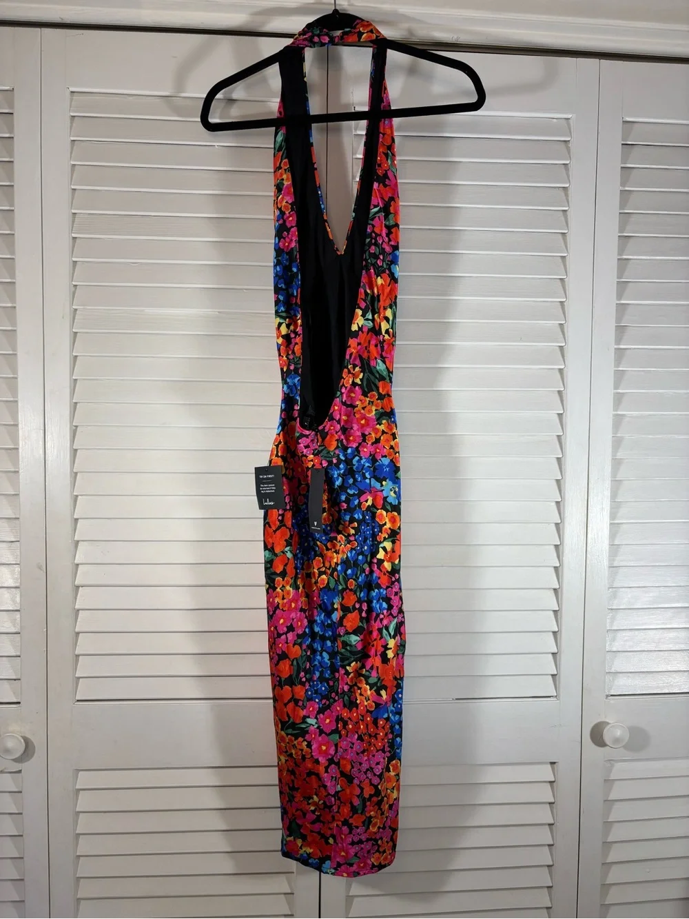 Lulus Bold Presence Black and Red Multi Floral Satin Halter Midi Dress Small - Picture 5 of 13